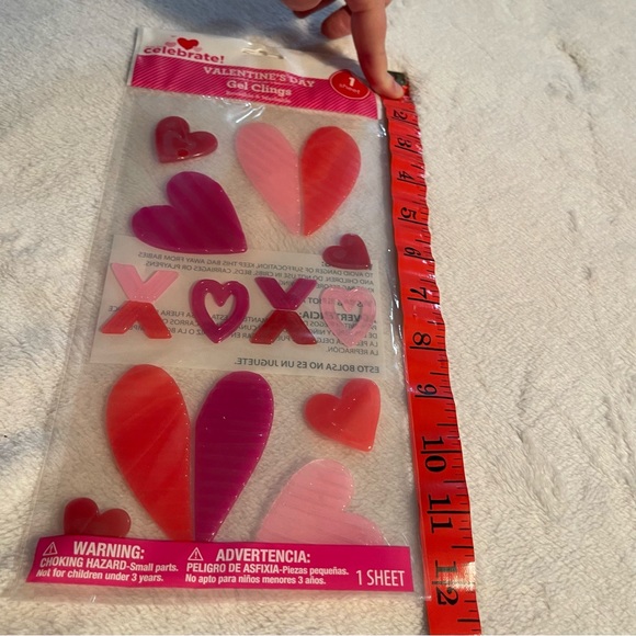 Window Gel Clings Valentines Day Colorful Hearts XOXO Teachers Supply Decor - Picture 7 of 8